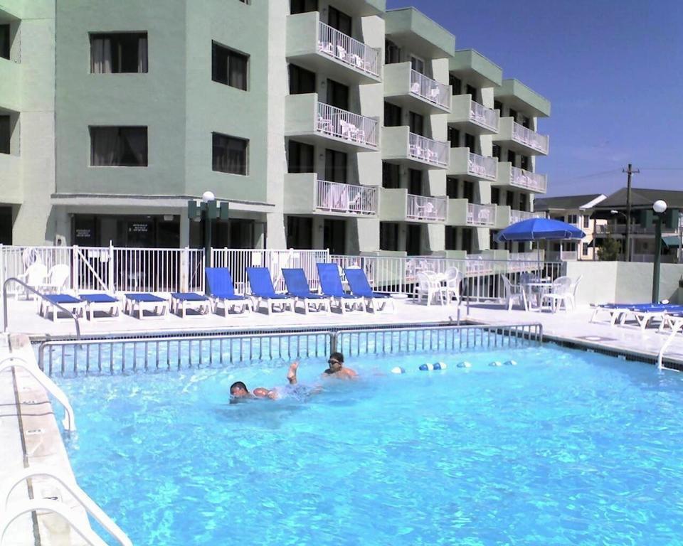 וויילדווד Diplomat Beach Club מראה חיצוני תמונה